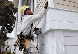 Siding Removal and Disposal in Clay Center, KS